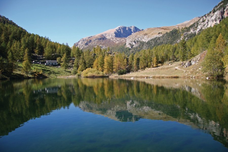 Le lac de la Minière, dans le parc du Mercantour GUILLAUME BESNARD - FOTOLIA