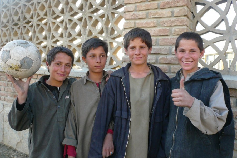 Enfants afghans. Constance de Bonnaventure