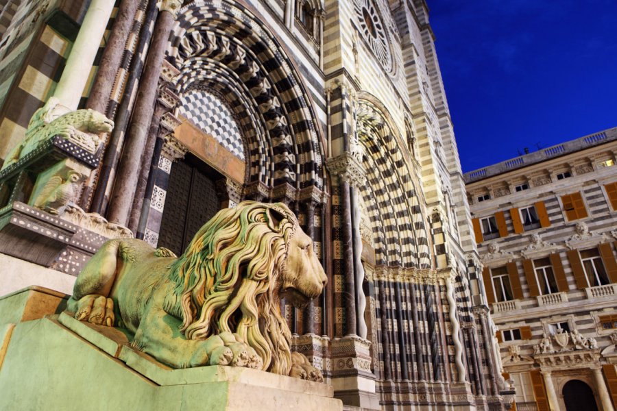 Détail de la cathédrale San Lorenzo de Gênes. Ariy - Fotolia