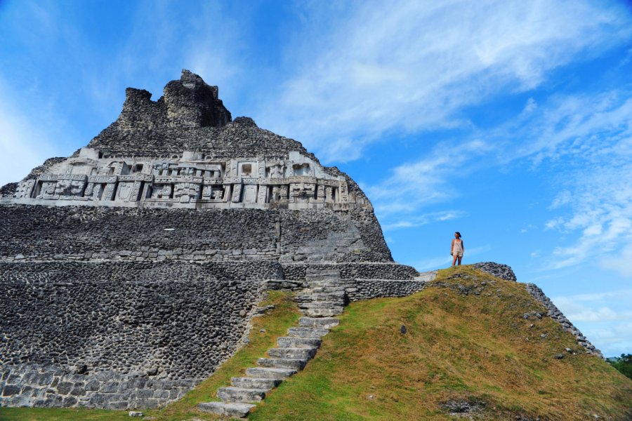 Ruines mayas de San Ignacio. Joe Tabacca - Shutterstock.com