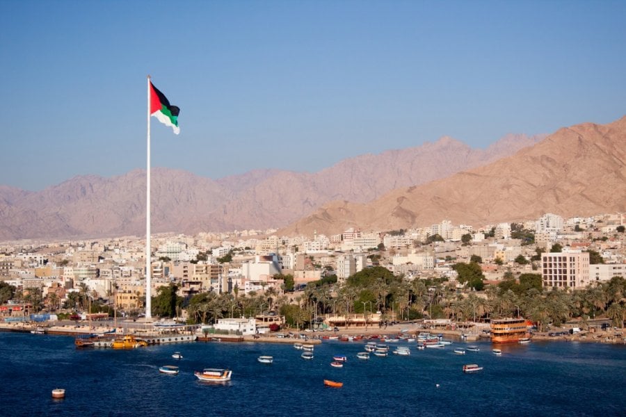 Aqaba. Martin Dworschak / Shutterstock.com