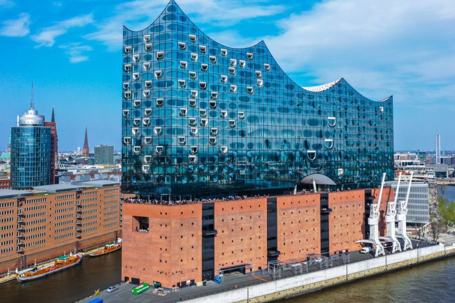 Elbphilharmonie, la célèbre salle de concert de Hambourg. Mirko Keiner - Shutterstock.com