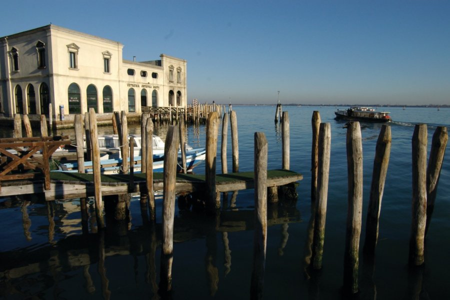 Arrivée sur l'île de Murano en vaporetto. Stéphan SZEREMETA