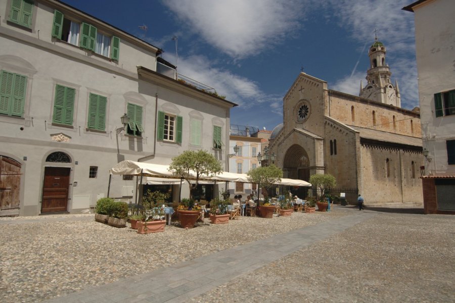 Cathédrale San Siro, San Remo. Archive Agenzia in Liguria