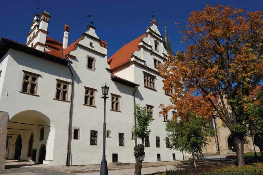 Ancien hôtel de ville. julof90 - iStockphoto.com