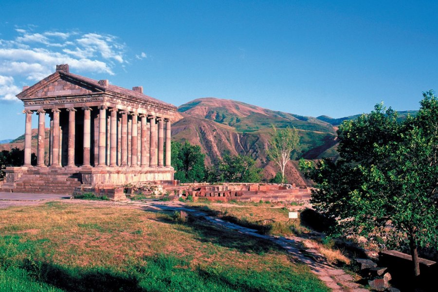 Temple antique de Garni. Eric Martin - Iconotec