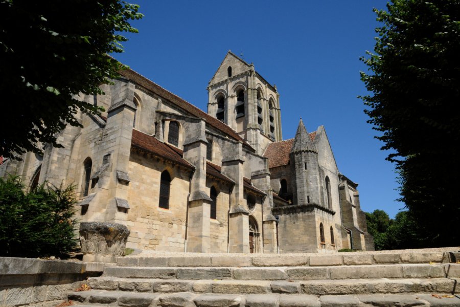 L'église Notre-Dame-d'Auvers-sur-Oise Pack-Shot - Shutterstock.com