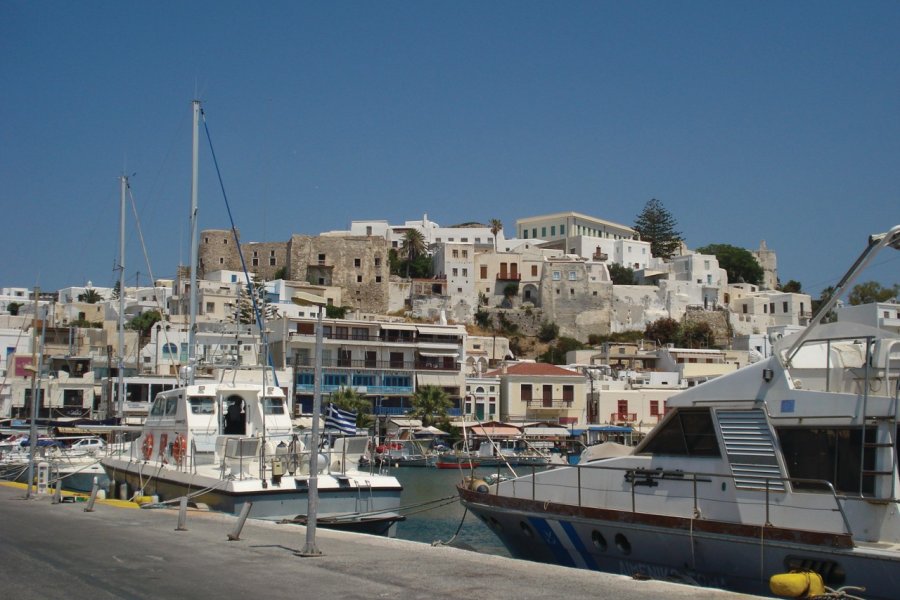 Port de Naxos. Ana JOVETIC-VUCKOVIC