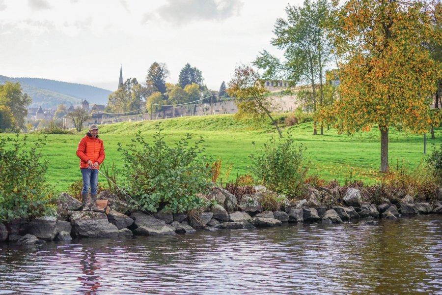 Pêche au plan d'eau du Vallon d'Autun. Grand Autunois Morvan - Aurélie Stapf, photographe (porteurdesonge.com)