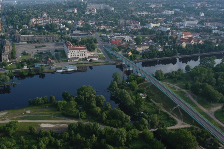 Pont sur le fleuve Pina. Courtesy of Belarus National tourism Agency