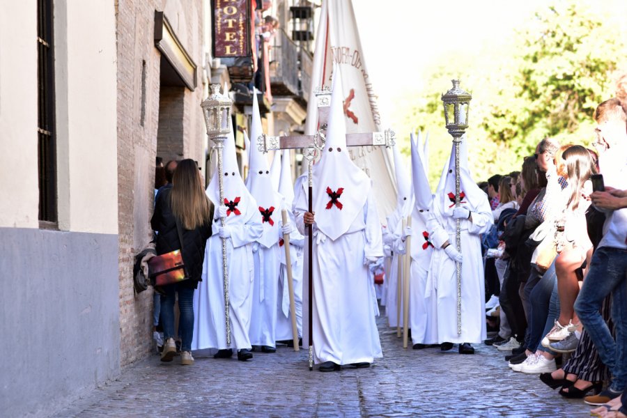 Défilé lors de la semaine sainte. akturer - Shutterstock.com