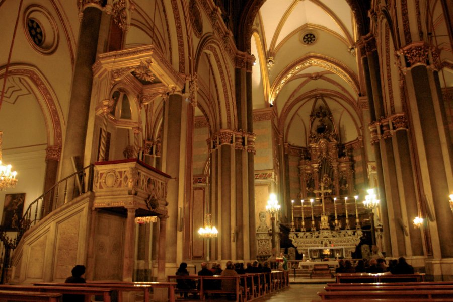 Église San Domenico Maggiore. Stéphan SZEREMETA