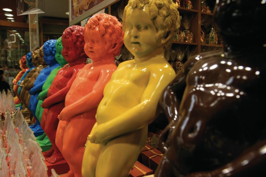 Manneken-Pis multicolores. (© Stéphan SZEREMETA))