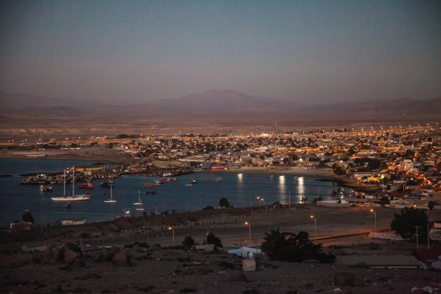 Le port de Caldera la nuit Arnaud BONNEFOY