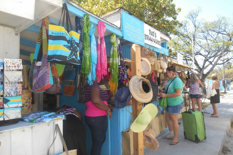 Le straw market d'Harbour Island, Bay Street. Roxane LAMOUILLE
