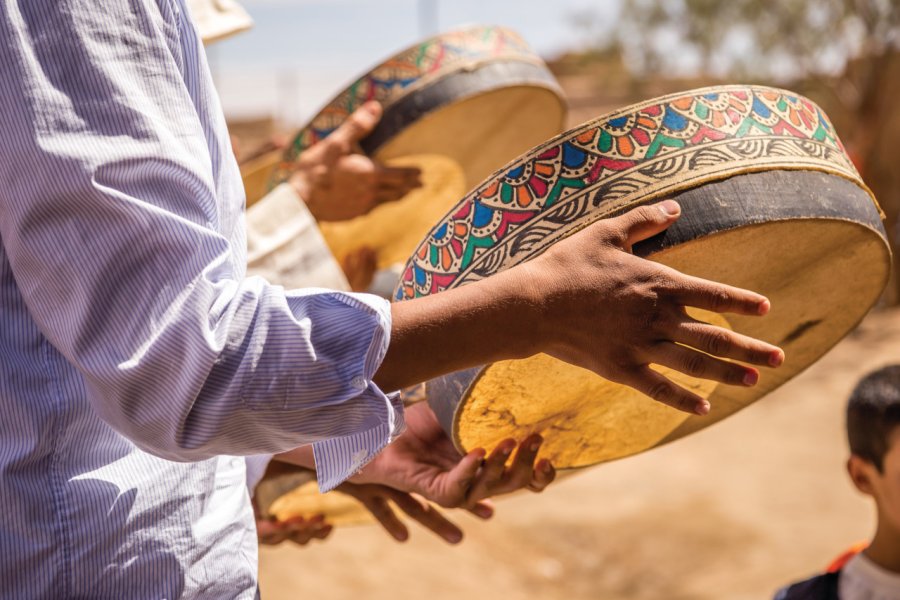 Mariage berbère dans le désert de Merzouga. nodostudio - iStockphoto.com