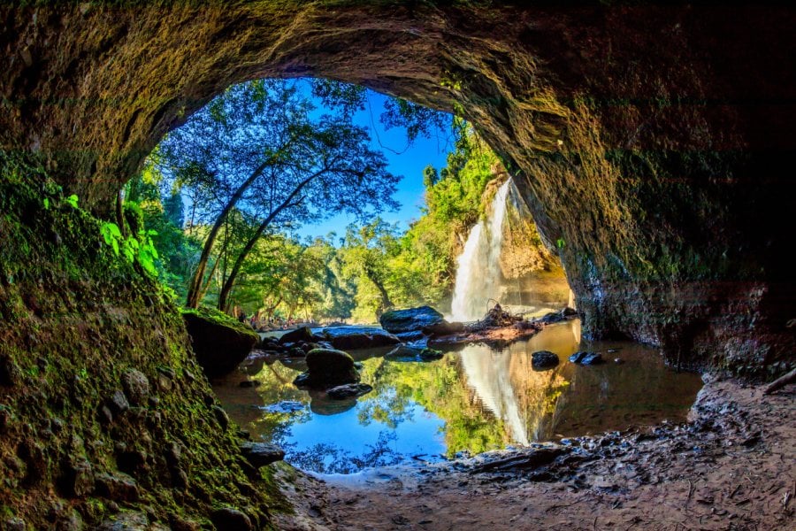 Heo Suwat dans le parc national de Khao Yai. apiguide - Shutterstock.com