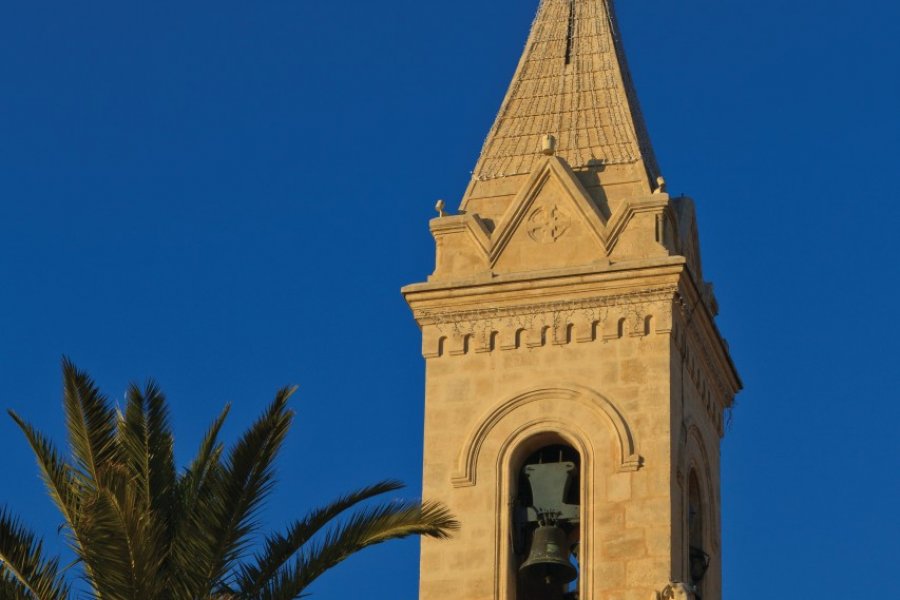 Le clocher de l'église Saint-Nazaire de Sanary-sur-Mer (© Lawrence BANAHAN - Author's Image))