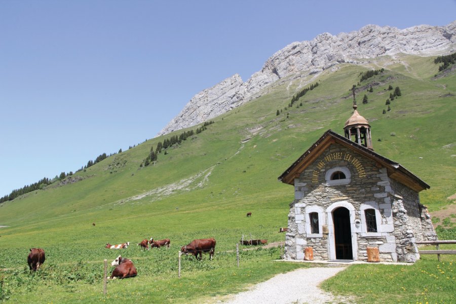 Chapelle des Aravis, La Clusaz. Pixel-68 - iStockphoto