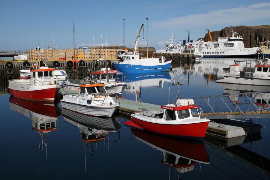 Le port de Stykkisholmur. Stéphan SZEREMETA