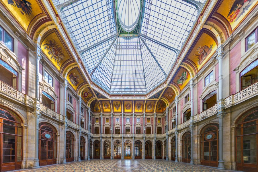 La Cour des Nations du Palacio da Bolsa. trabantos - Shutterstock.com