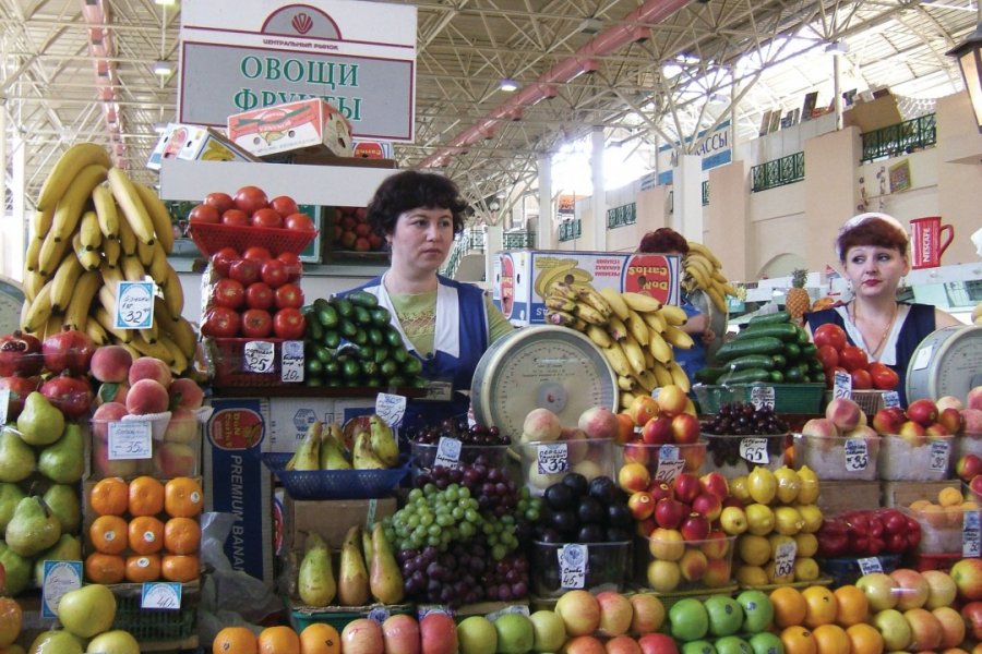 Le marché central, étal de fruits Stéphan SZEREMETA
