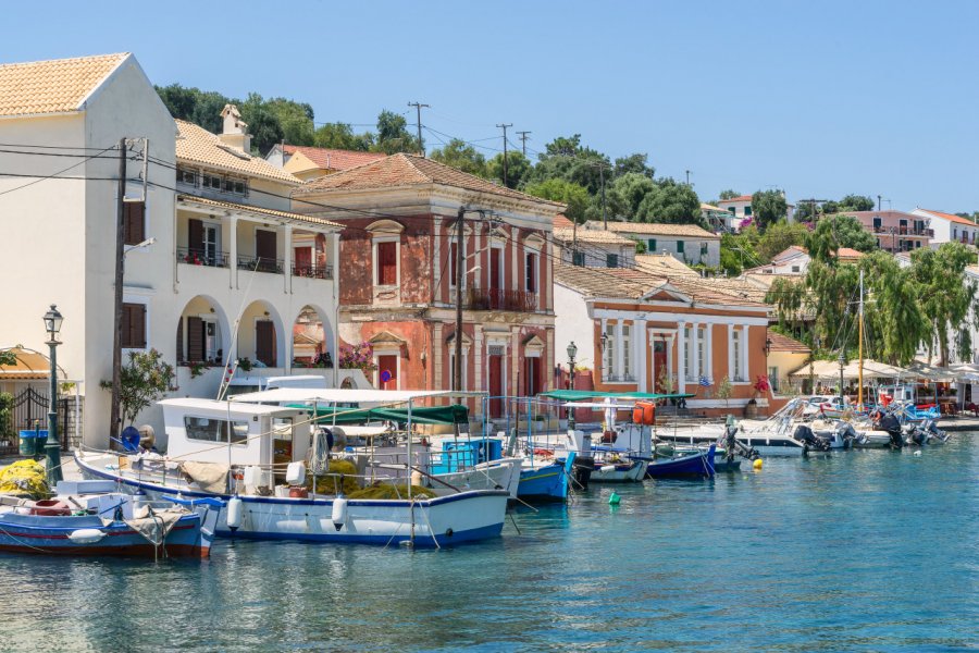 La charmante petite ville de Gaïos. Gordon Bell - Shutterstock.com