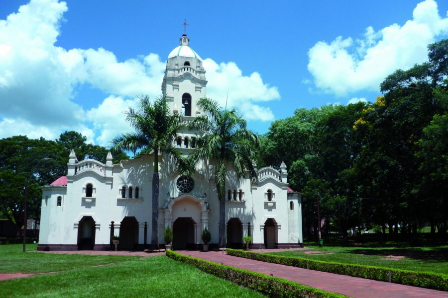 Église de San Ignacio Guazú. Nicolas LHULLIER