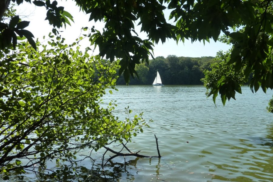 Port Jean face à l'Erdre-Carquefou. Sophie KESRAOUI