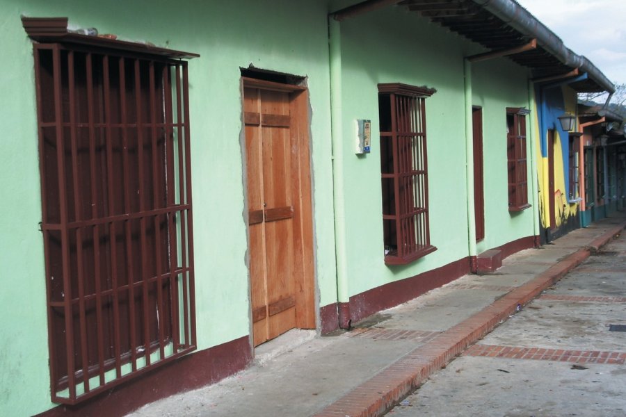 Maison coloniale. Laurent BOSCHERO