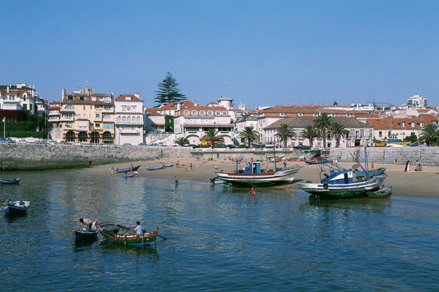 Cascais, station balnéaire très appréciée. Author's Image