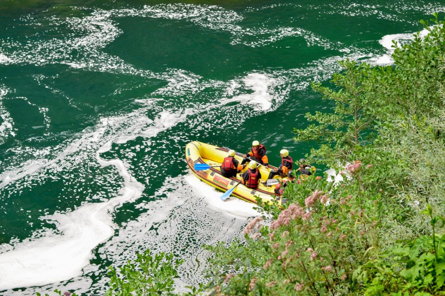 Rafting sur l'Una. Adnan Vejzovic / Shutterstock.com