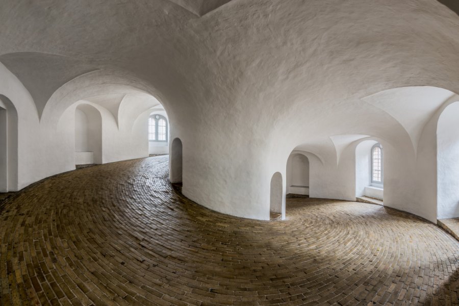 Intérieur de la Tour Ronde à Copenhague. Allard One - Shutterstock.com