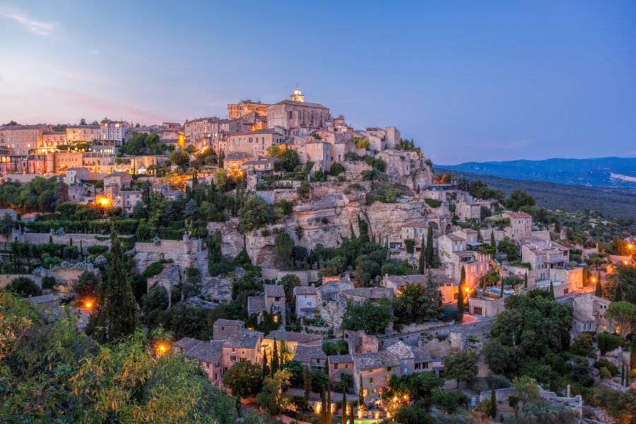 Gordes est classé parmi les plus beaux villages de France. Samot - Shutterstock.com