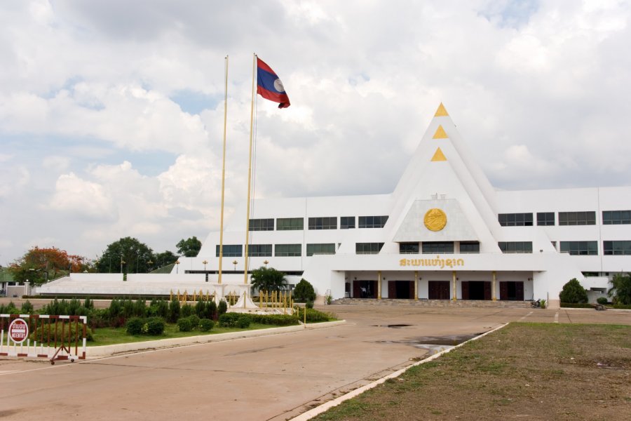 L'Assemblée Nationale à Vientiane. Juha Sompinmaeki - Shutterstock.Com
