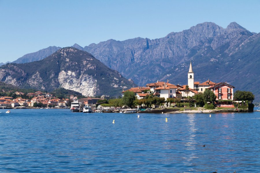 Isola Pescatori, située du côté italien du lac Majeur. TomasSereda - iStockphoto