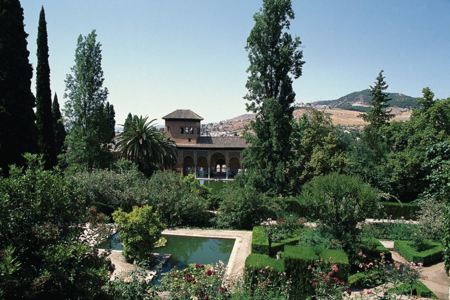 Portique de la Tour des Dames au sein des Jardins du Partal, dans l'Alhambra de Grenade. Author's Image