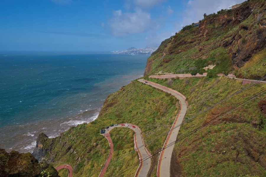 La route côtière à Caniço LuisPinaPhotogrpahy