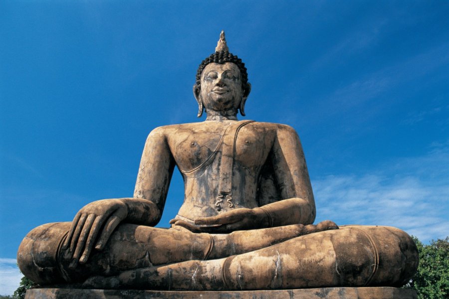Bouddha assis du parc de Sukhothai. (© S.Nicolas - Iconotec))