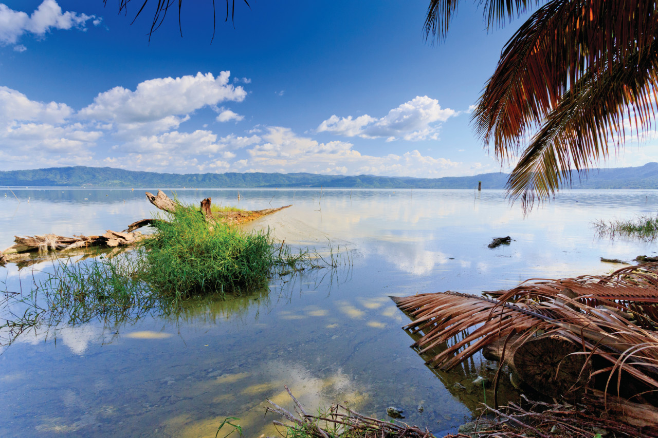 Lac Bosumtwi.