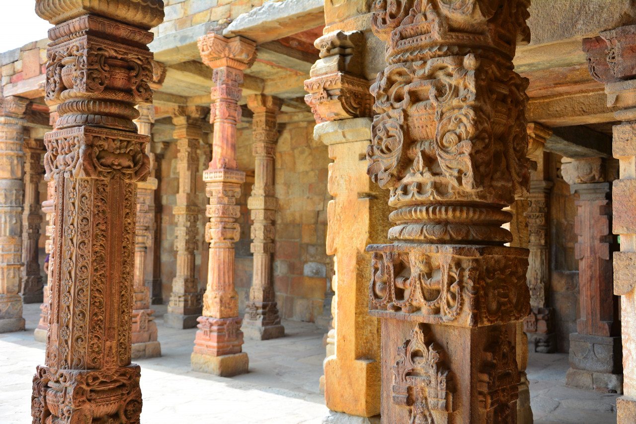 Le complexe de Qutub Minar possède le plus haut minaret de briques du monde.