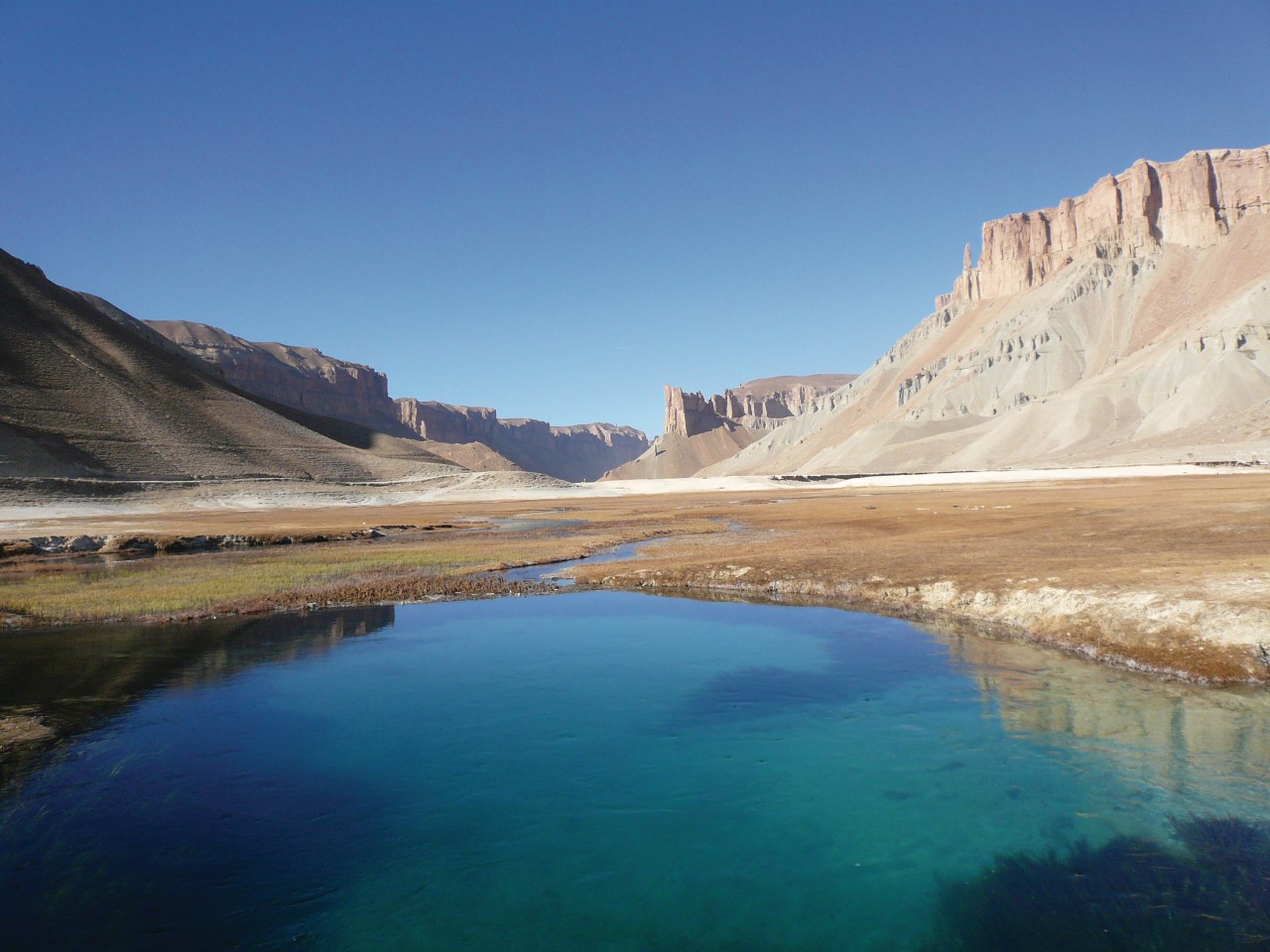 Les étendues bleues turquoise des lacs de Band-e-Amir.