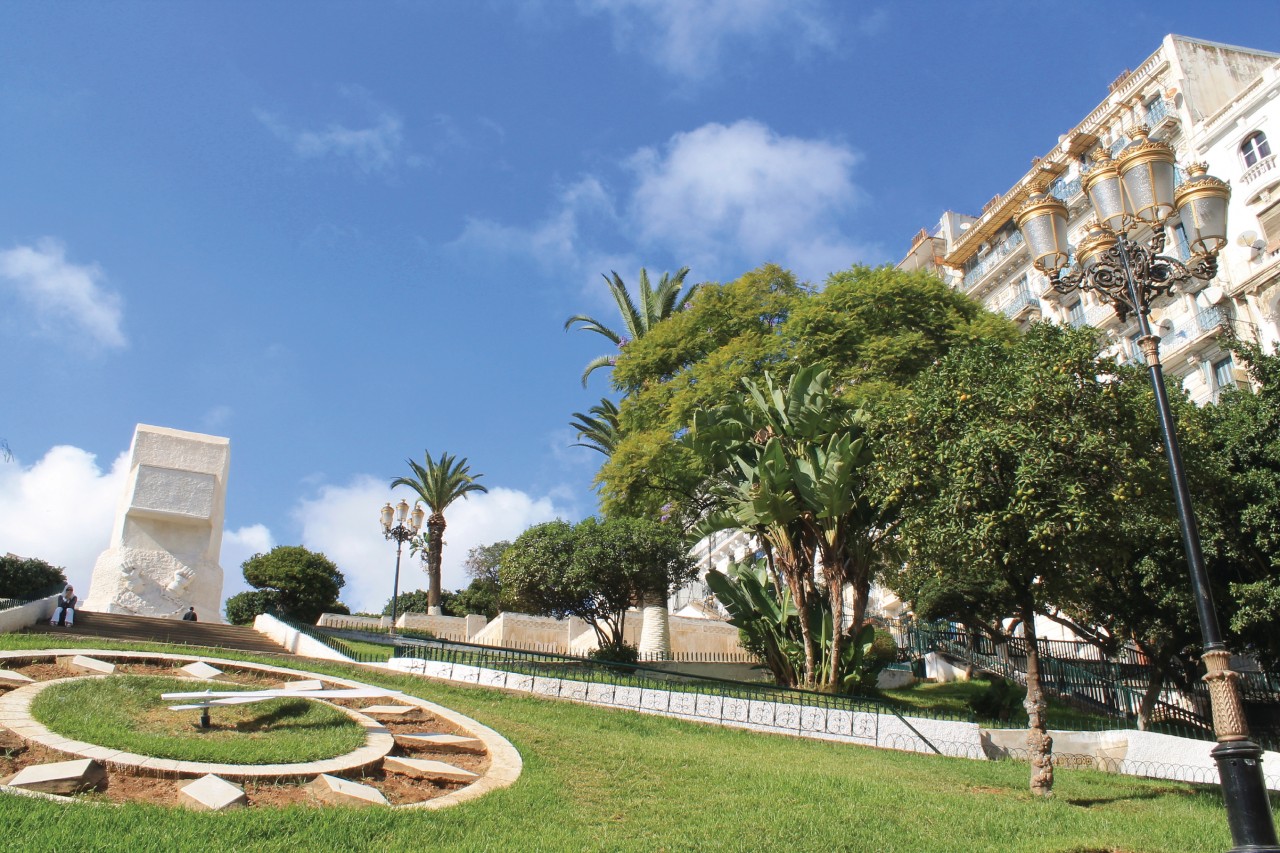 Jardin de l'Horloge florale à Alger.