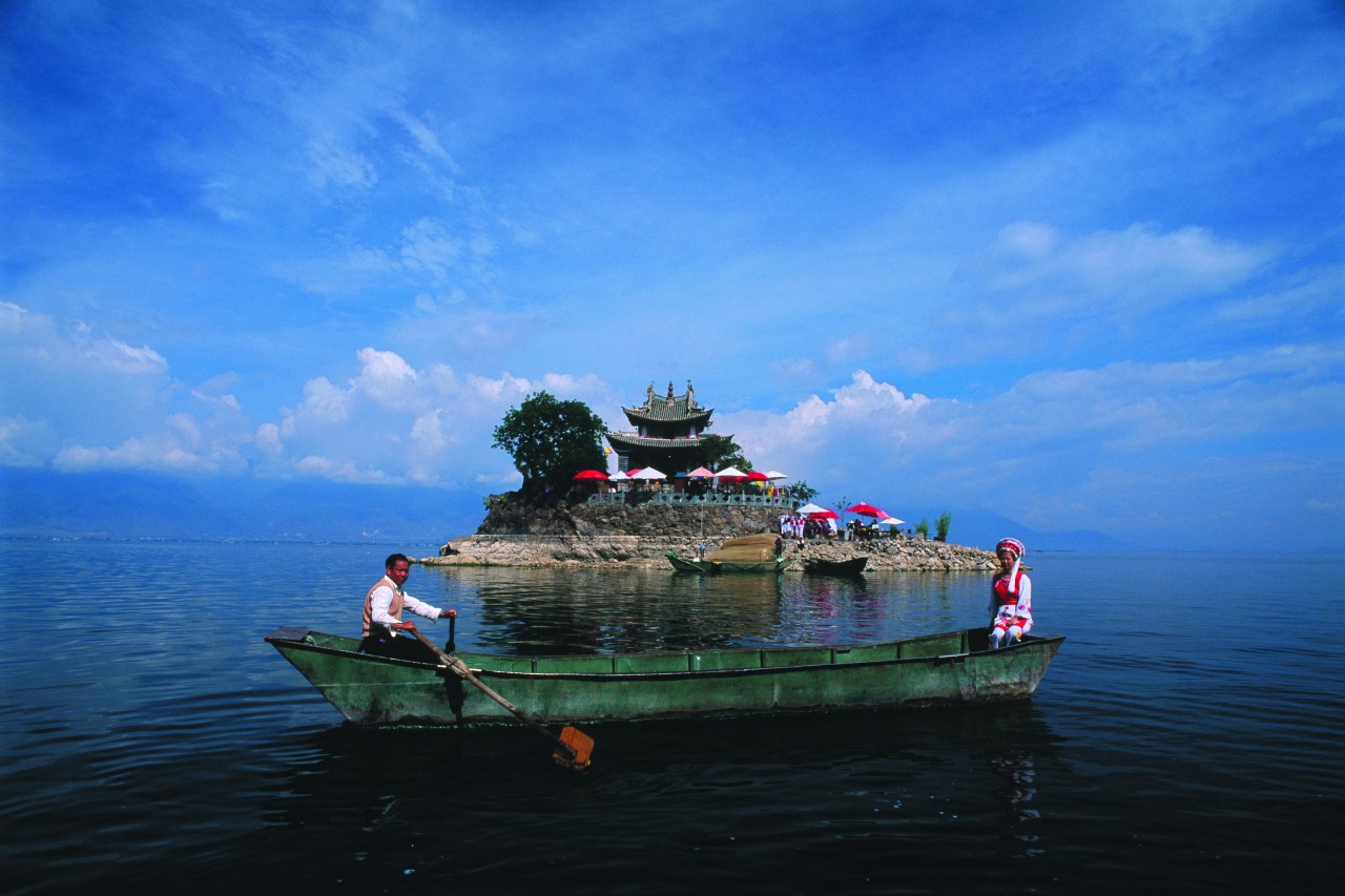 Temple dédié à la déesse Guanyin à Xiaoputuo Dao une petite île du lac Erhai.