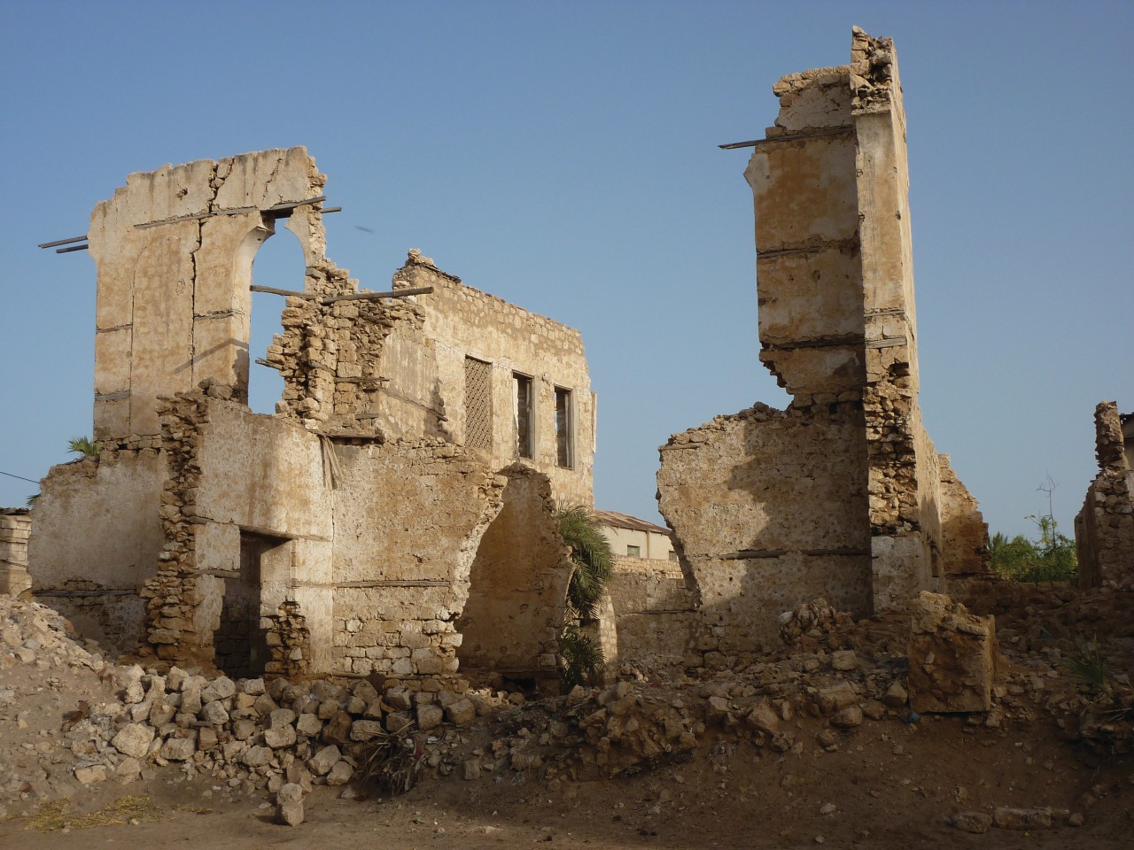 Ruines d'une villa italienne dans la vieille ville.