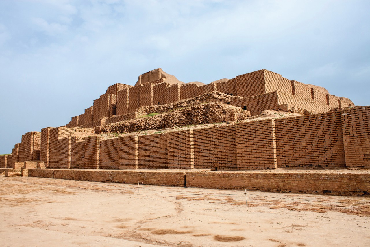 <p>La ziggourat élamite de Choqa Zanbil</p>