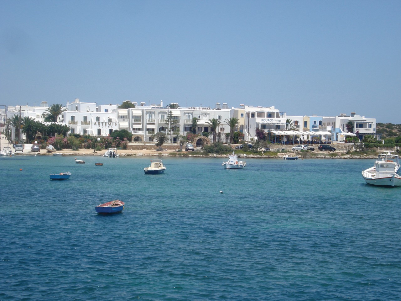 L'arrivée en bateau à Antiparos.