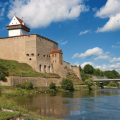 纳尔瓦城堡（NARVA CASTLE