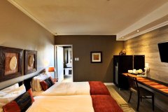 SEA BREEZE GUESTHOUSE