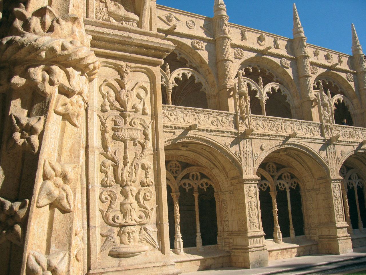 MOSTEIRO DOS JERÓNIMOS (© MOSTEIRO DOS JERÓNIMOS))